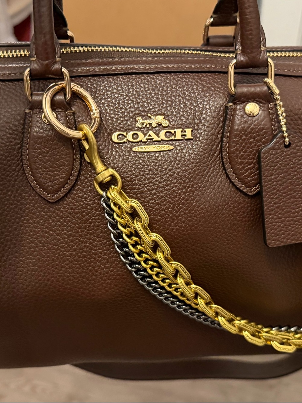 Coach Maple Pebbled Leather Rowan with Gold Hardware - Picture 4 of 4